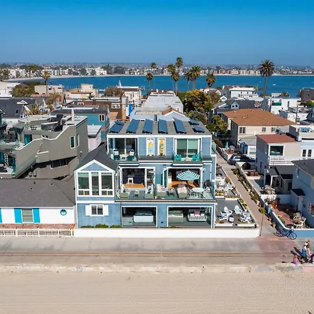 B5381 Nautica Beach House